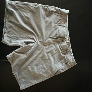 Huk Men's Light Gray Flat Front Shorts